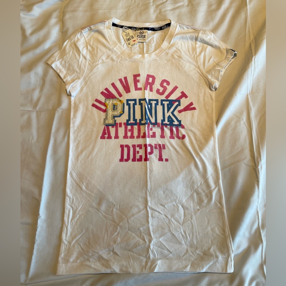 PINK Shirt 
White
Size Medium
BNWT